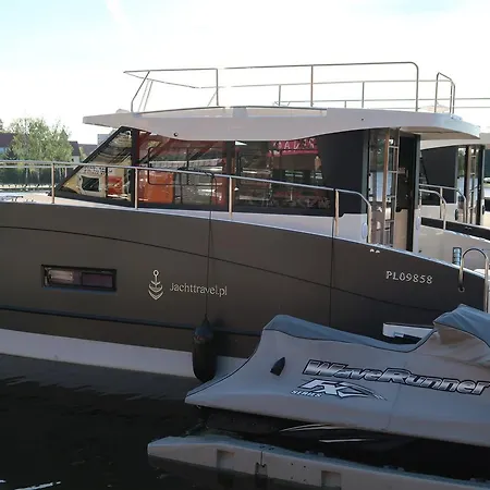 Jachttravel 보트호텔 Mikołajki