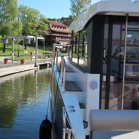 보트호텔 Jachttravel Mikołajki